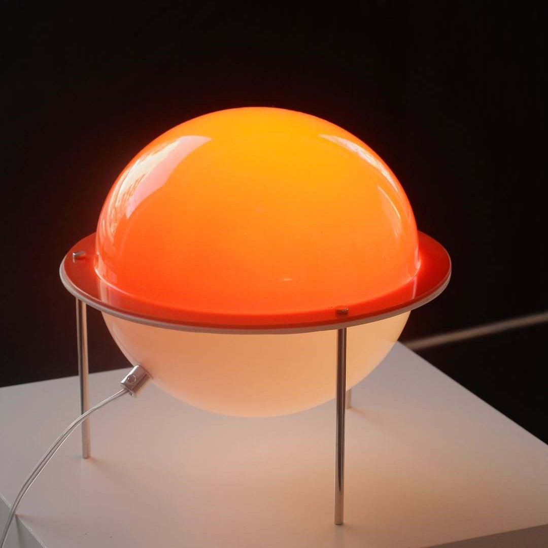 Modern minimalist medieval liv - Resin Art Floor Design recension och pris