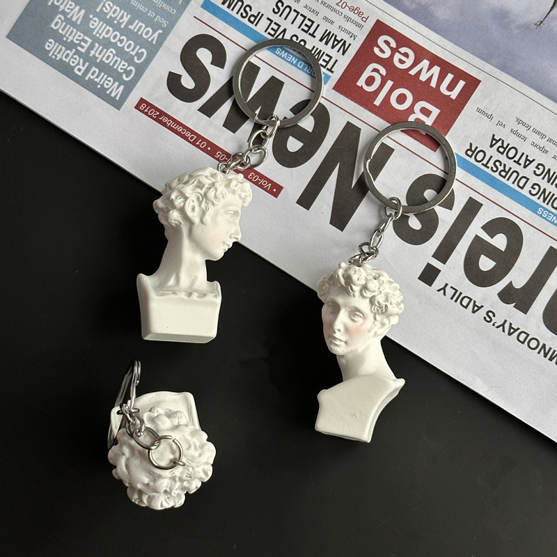 Mini Plaster Statue Key Chain, - Resin Art A Keychain recension och pris